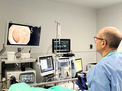 El diagnóstico precoz convierte en uno de los más curables al cáncer de colon , más del 90% de los casos se supera gracias a la detección temprana El diagnóstico precoz convierte en uno de los más curables al cáncer de colon , más del 90% de los casos se supera gracias a la detección temprana