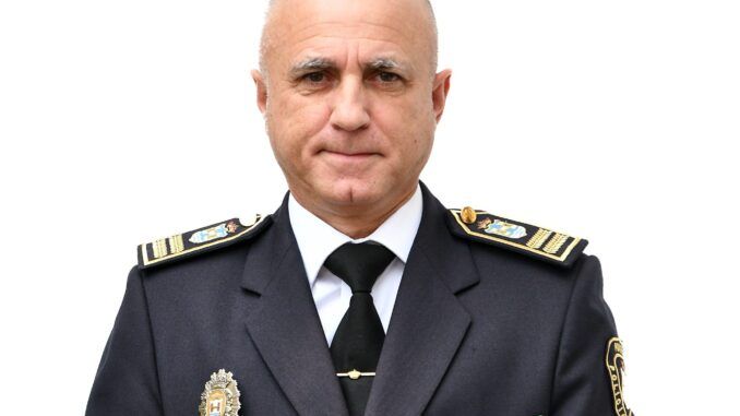 FOTO-Uniforme-Gala-2048x1635